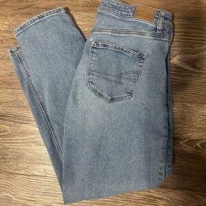 Size 8 AE Mom Jeans
